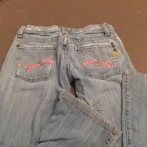 Miss Me - distressed jeans size 26